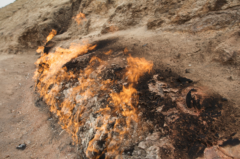 Illustration for article titled Las puertas del infierno: 10 lugares donde la tierra arde de forma espontánea sin que haya volcanes